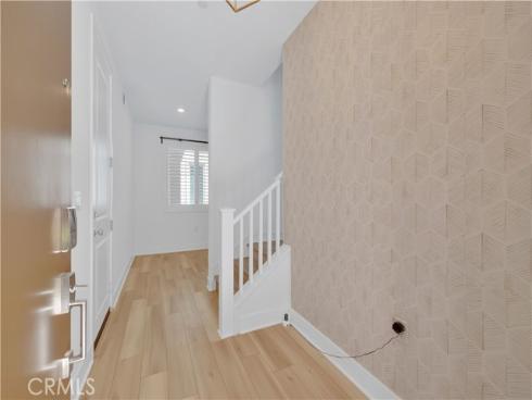 426  Lobata  , Irvine, CA