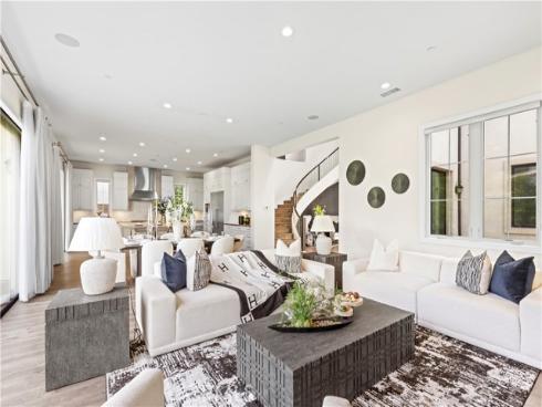 57  Pulsar  , Irvine, CA