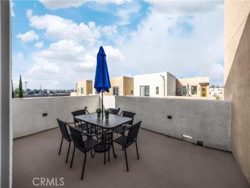 269  Magnet  , Irvine, CA