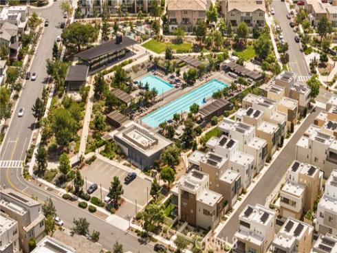 131  Spiral  , Irvine, CA