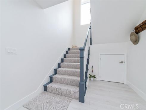 4512  Robinwood  , Irvine, CA