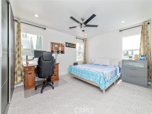 4512  Robinwood  , Irvine, CA