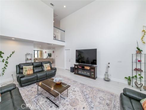 4512  Robinwood  , Irvine, CA