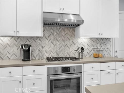 188  Excursion  , Irvine, CA
