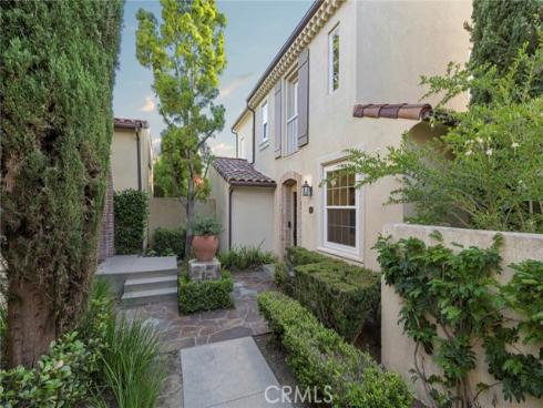 42  Gardenpath  , Irvine, CA