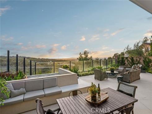 42  Gardenpath  , Irvine, CA