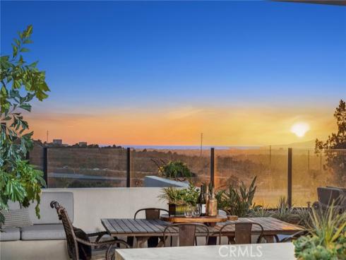 42  Gardenpath  , Irvine, CA