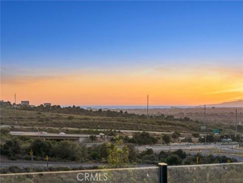 42  Gardenpath  , Irvine, CA