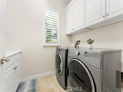 51  Stanza  , Irvine, CA