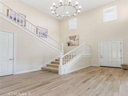 51  Stanza  , Irvine, CA