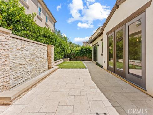 51  Stanza  , Irvine, CA