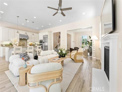 51  Stanza  , Irvine, CA