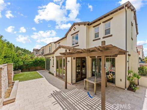 51  Stanza  , Irvine, CA