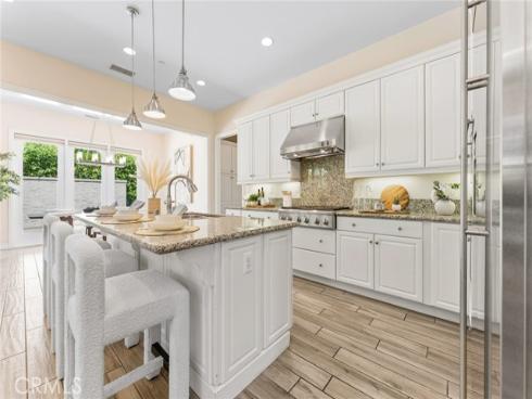 51  Stanza  , Irvine, CA