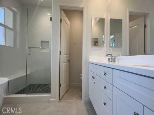110  Sunnyside  , Irvine, CA