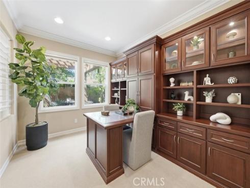 6  Versailles  , Irvine, CA