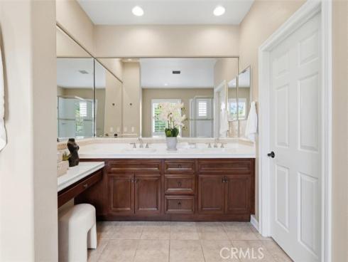 6  Versailles  , Irvine, CA