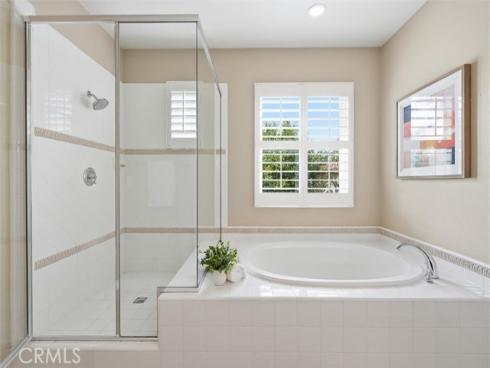 6  Versailles  , Irvine, CA