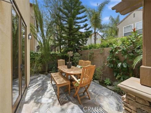 6  Versailles  , Irvine, CA