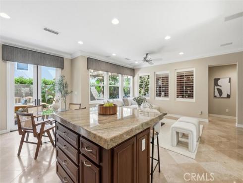 6  Versailles  , Irvine, CA