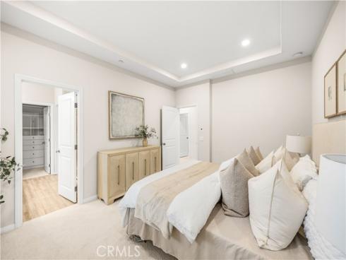 40  Bianco  , Irvine, CA