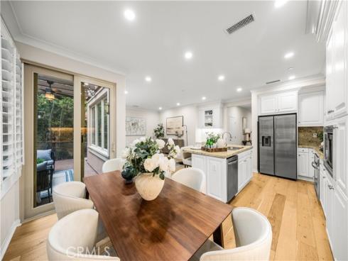 40  Bianco  , Irvine, CA