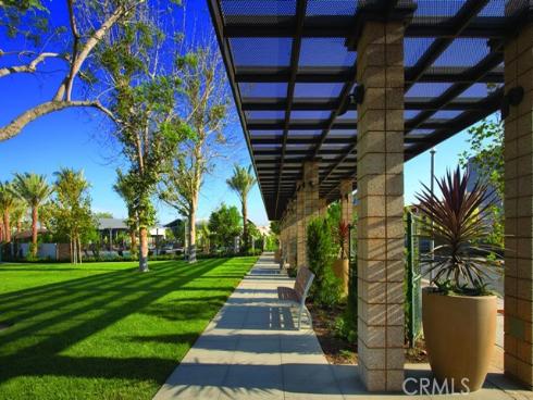 587  Rockefeller  , Irvine, CA