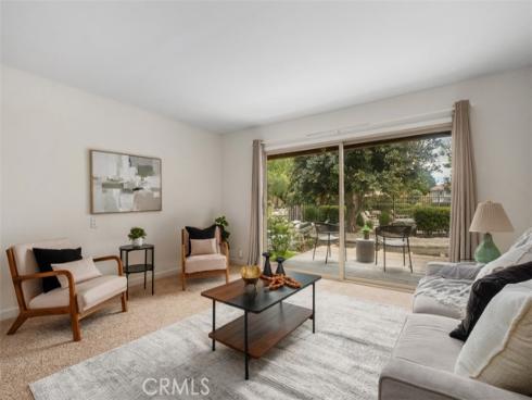 324  Tangelo  325 , Irvine, CA