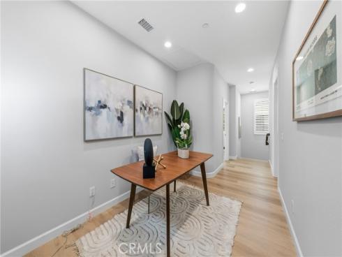 192  Crescent Moon  , Irvine, CA