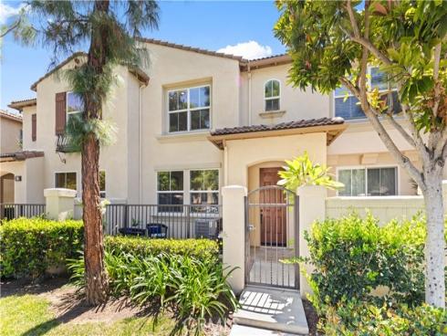 76  Trailing Vine  , Irvine, CA