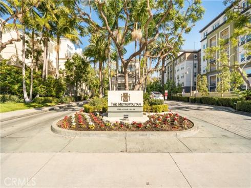 2233  Martin  204 , Irvine, CA