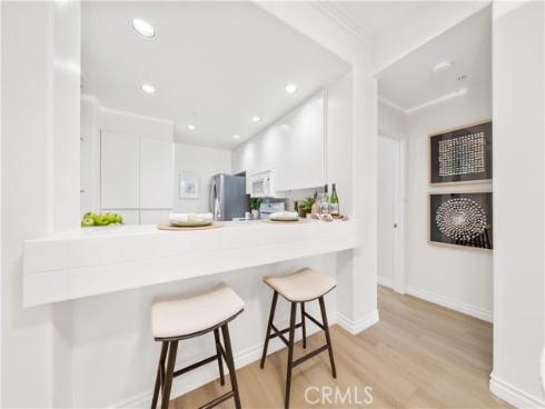 2233  Martin  204 , Irvine, CA