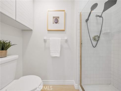 2233  Martin  204 , Irvine, CA