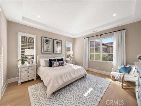 126  Bellini  , Irvine, CA