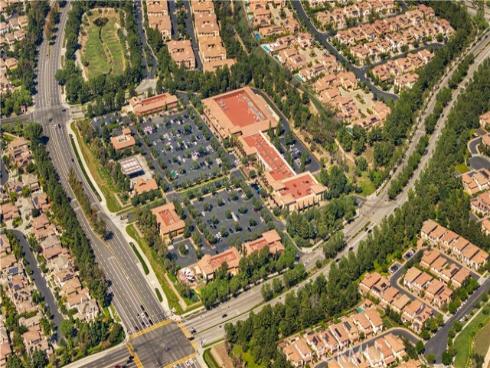 126  Bellini  , Irvine, CA