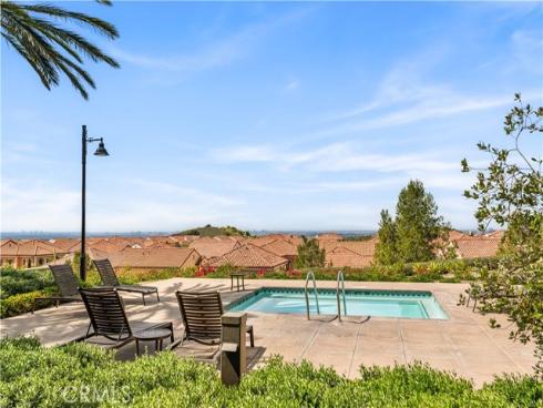 126  Bellini  , Irvine, CA