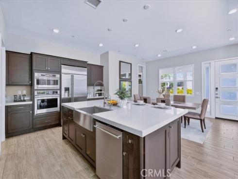 168  Crossover  , Irvine, CA