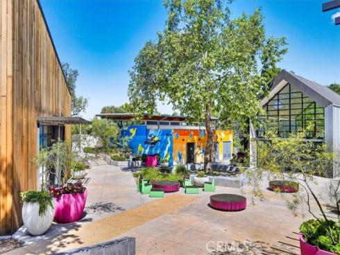 168  Crossover  , Irvine, CA