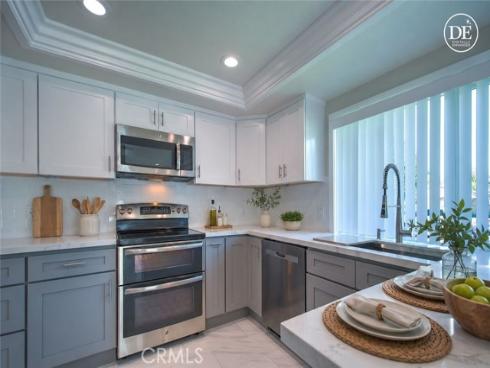 1  Dogwood  , Irvine, CA