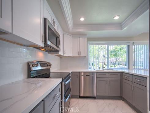 1  Dogwood  , Irvine, CA