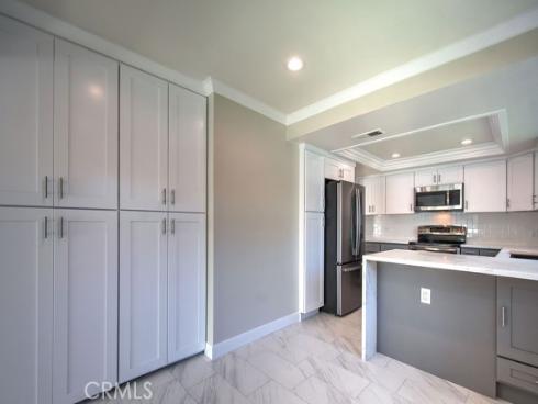 1  Dogwood  , Irvine, CA