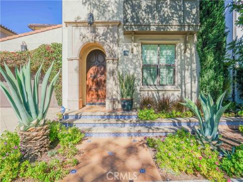 65  Rolling Green  , Irvine, CA