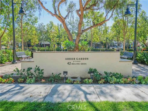 65  Rolling Green  , Irvine, CA