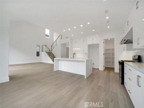 234 Coal Mine , Irvine, CA