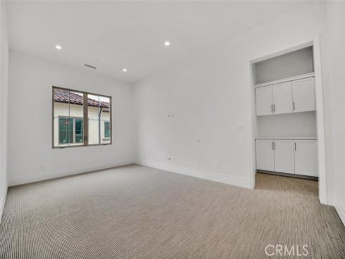 234 Coal Mine , Irvine, CA