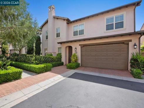217 Mantle , Irvine, CA