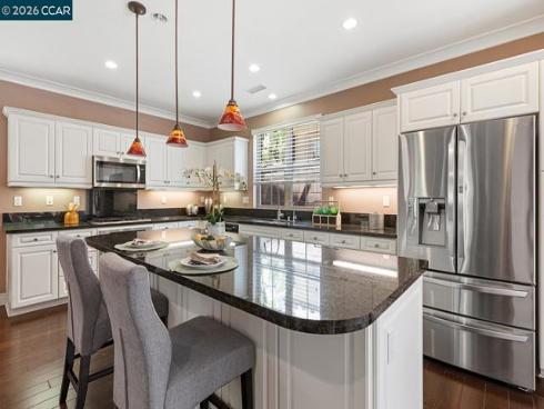 217 Mantle , Irvine, CA