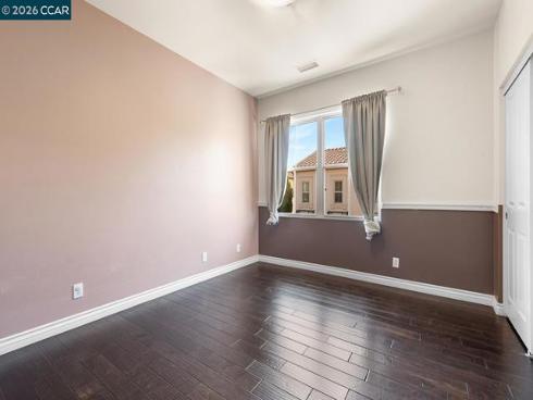 217 Mantle , Irvine, CA