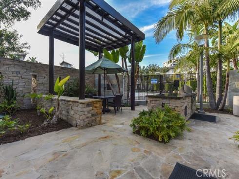 2342 Nolita , Irvine, CA