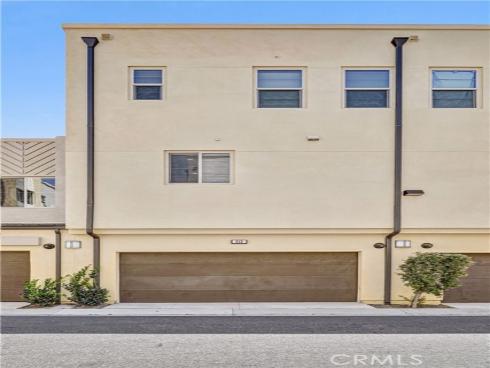 212 Paramount , Irvine, CA